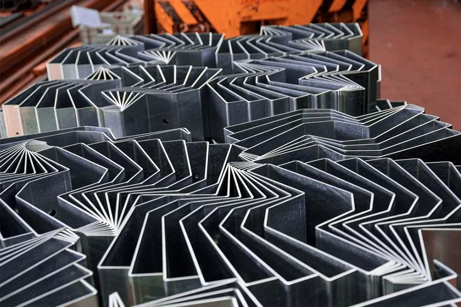 Stamping material for engine blades