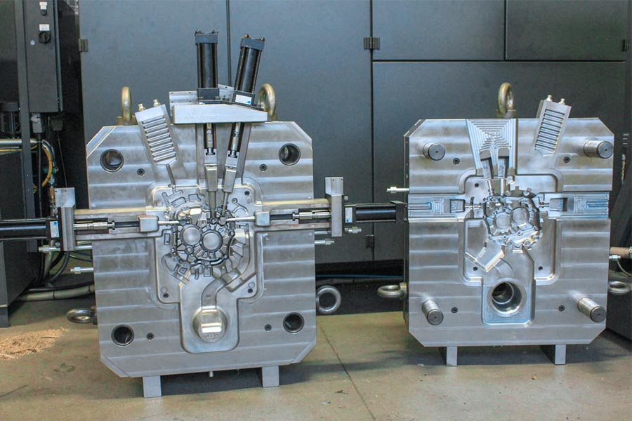 Aluminum high pressure casting mould